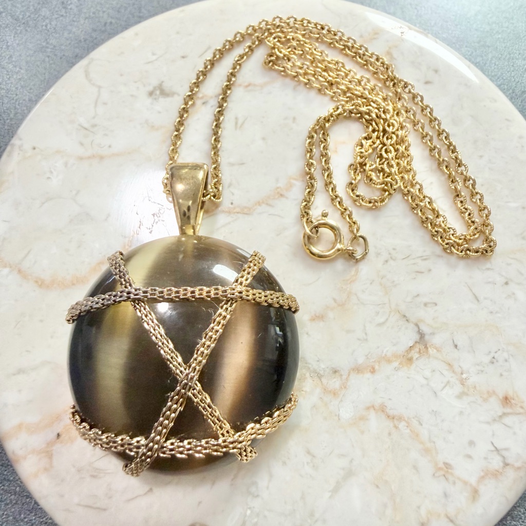Vintage Rmn Gold-Tone Caged Tigers Eye Pendant Necklace Elegant Womens Jewelry 55$